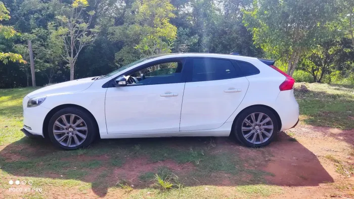 Volvo V40 T-4 2.0 Aut./mec. 2015