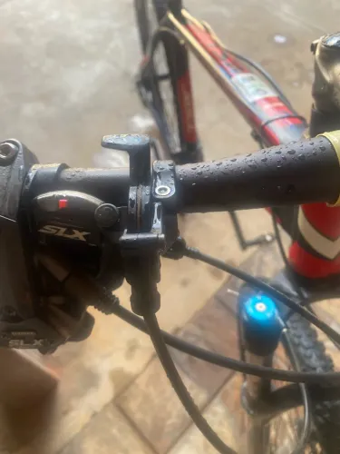 Vende- Se bike aro 29 relação SLX/Deore