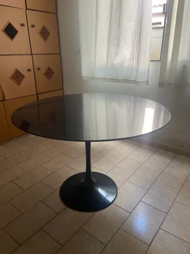 Mesa tampo granito
