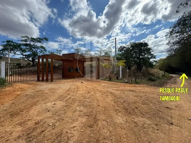 Venda: Chácara na Condomínio Estância dos Lagos em Gov. Valadares/MG