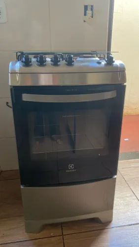Fogão eletrolux (tudo funcionando)