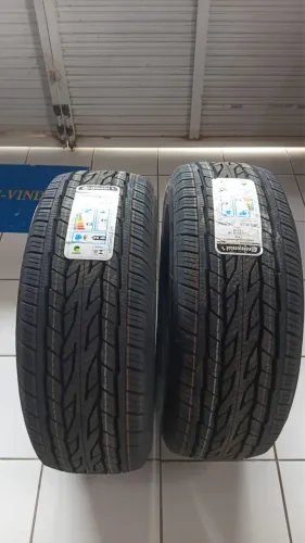 02 Pneus 265/60/18 Continental 