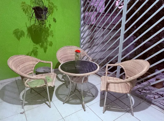 Cadeiras e centro terraço 