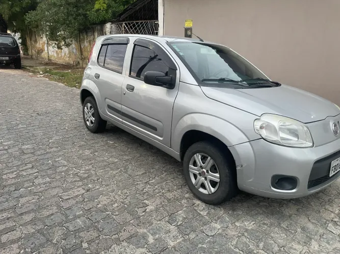 Fiat Uno Vivace/rua 1.0 EVO Fire Flex 8V 5P 2013