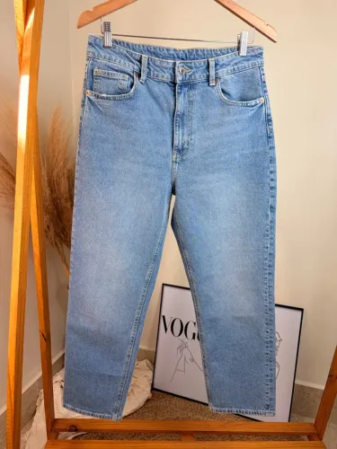 Calça jeans Mom azul claro h&m 40