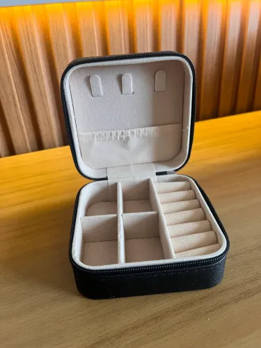 Porta-joias preto compacto com zíper - Organizador de acessórios (novo)