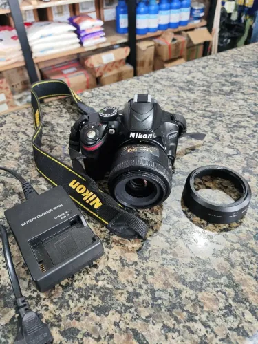Camera nikon D3200 + lente 35mm