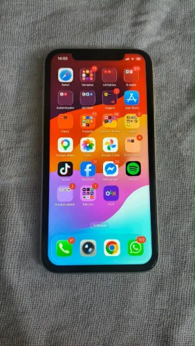 iPhone 11