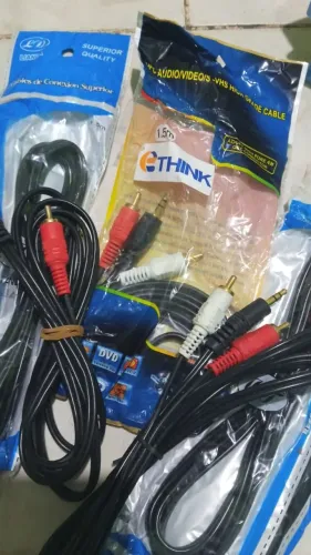 cabo P2 para RCA (2 RCA + P2 estéreo)