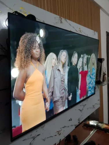 Tv 50 polegadas ainda com garantia de fábrica 8 messes de uso