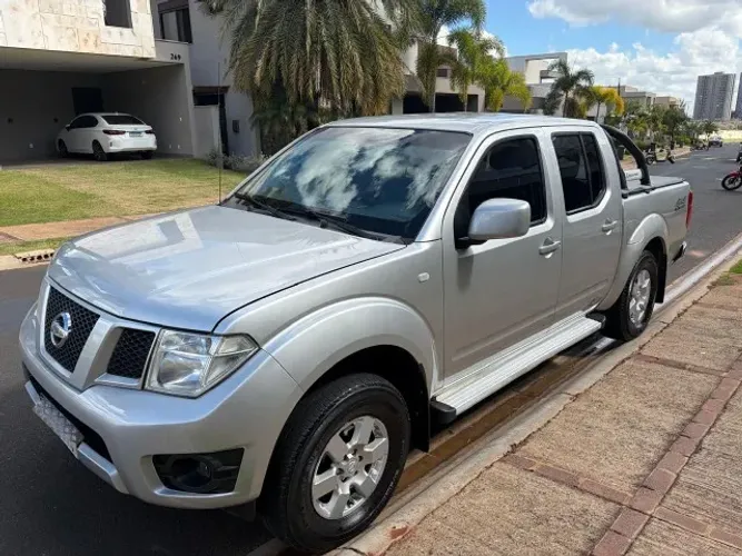 Nissan Frontier S CD 4X4 2.5 TB Diesel 2014