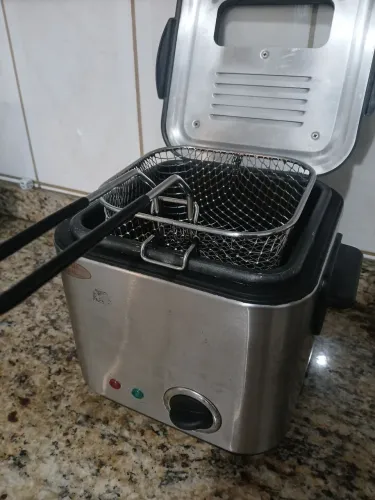 Fritadeira Elétrica NKS DF 190 Inox -usada - Perfeita para Frituras Sequinhas e Crocantes!