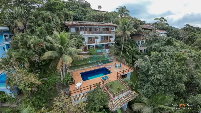 Casa com 5 dorms, Ponta das Toninhas, Ubatuba - R$ 7.1 mi, Cod: 1741