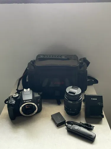Canon T7+ Semi-nova 