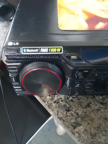 Ótimo aparelho de som LG,som nítido,top,1800 watts muito bom qualidade de som excelente