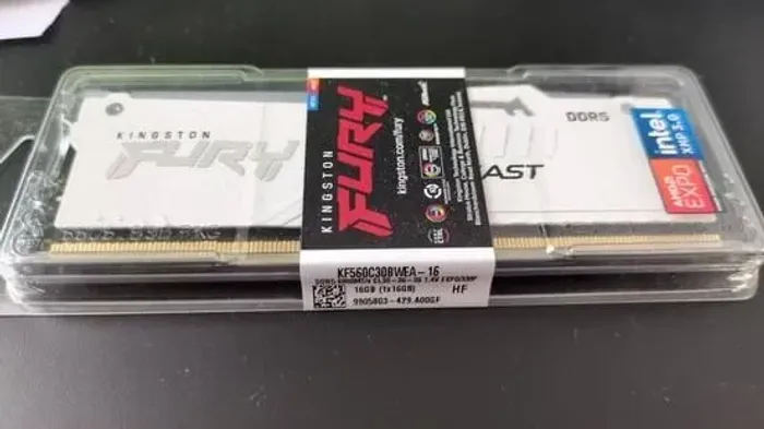 16gb memória RAM ddr5 6000mhz Kingston rgb