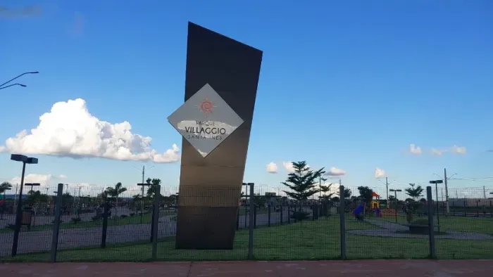 Terreno no condomínio Villaggio Santa Inês