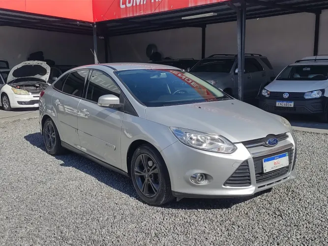 Ford Focus Sedan 2.0 16v/2.0 16V Flex 4P Aut. 2014