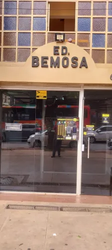 Apto 3 qtos com no centro