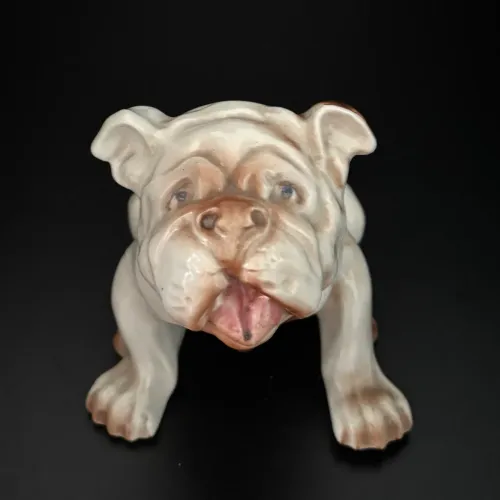Escultura de cachorro 