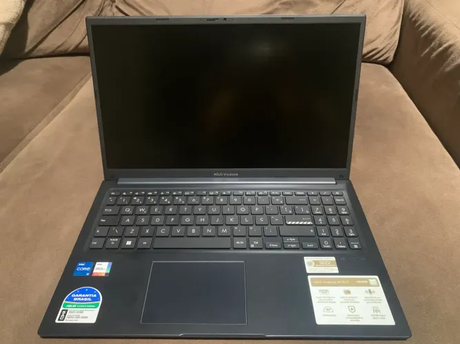 Notebook Asus vivobook pouquíssimo utilizado