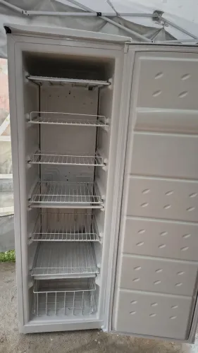Freezer vertical Consul