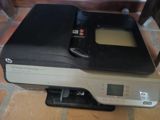 Vendo 2 Impressoras HP Deskjet 3775 e 4625
