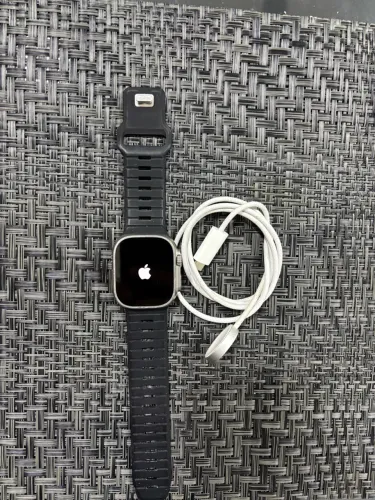Apple Watch Ultra 1 49mm natural BATERIA 96%