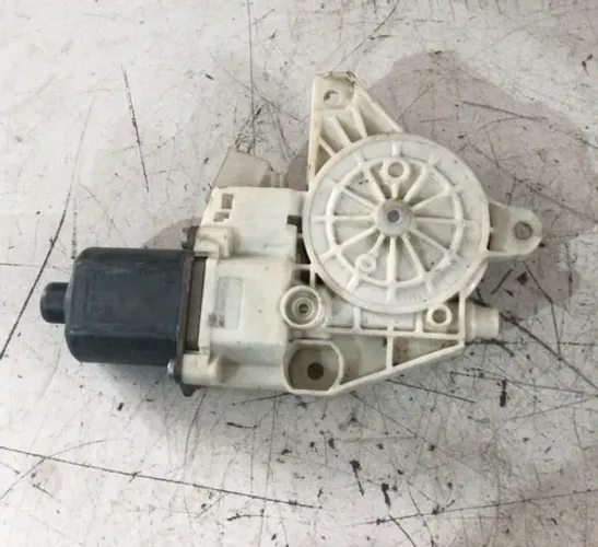 Motor Vidro Elétrico Dianteiro Direito C180 C200 2010 