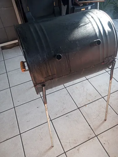 Churrasqueira a BAFO 150 reais