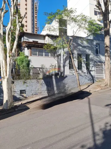 Casa Comercial