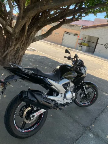 Fazer 250