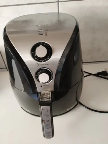 Air Fryer Mondial Premium 2,5L 220v modelo 3910-02