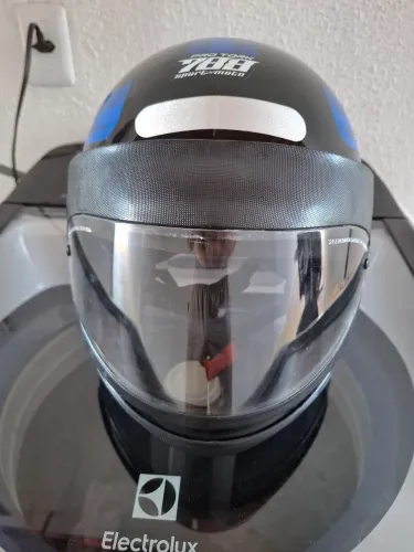Capacete