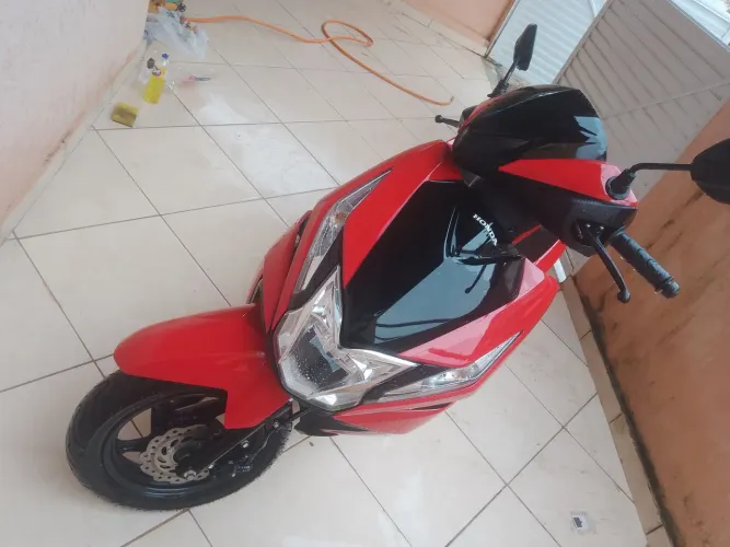 Troco por carro