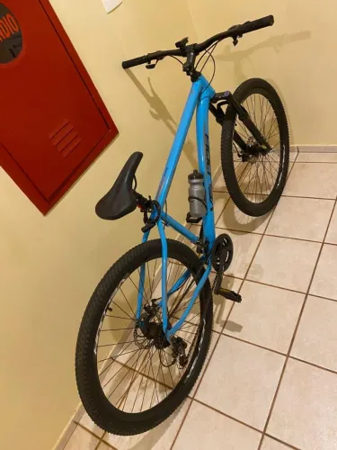 Vendo bicicleta nova