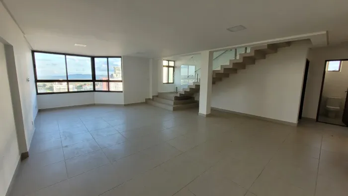 Cobertura com 5 suítes para locação no bairro do Mirante