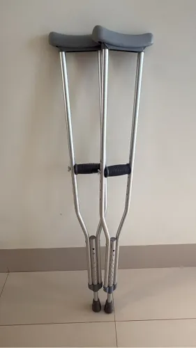 Muleta alumínio excelente estado