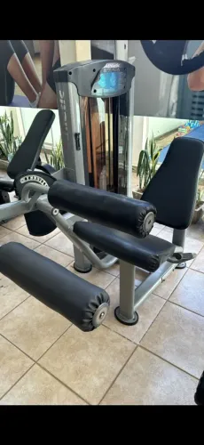 Cadeira flexora atletic profissional valor 9 mil