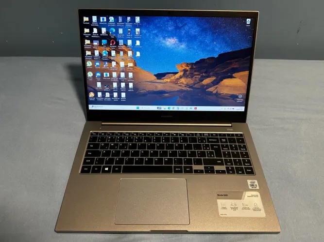 Notebook Samsung Book E40 - Muito bem Conservado e em ótimo estado