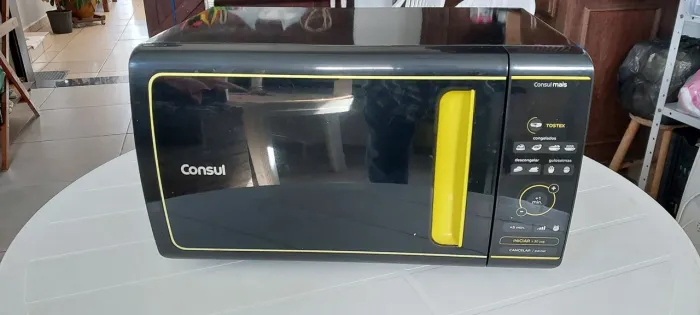 Micro-ondas Consul com defeito