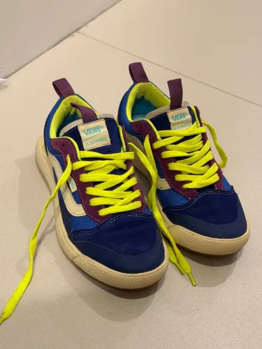 Tênis Vans 