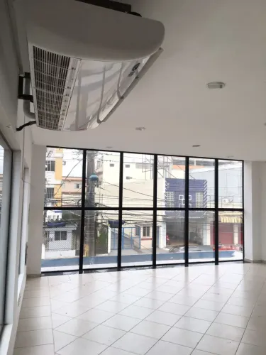 Prédio/Edifício DOMINGOS MARREIROS para aluguel tem 360M² em Umarizal - Belém - PA