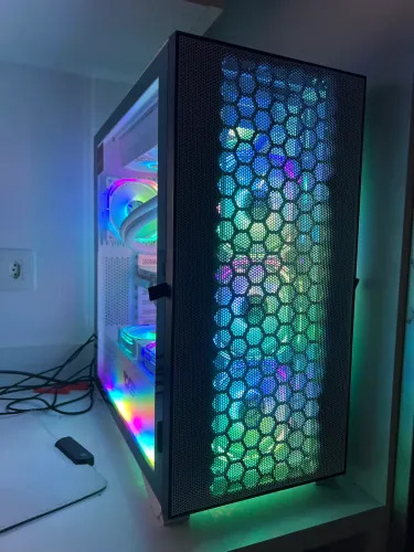 PC Gamer White Build X299 | RTX 4060 | i9 | 64GB RAM | SSD 2.5TB | Watercooler LCD