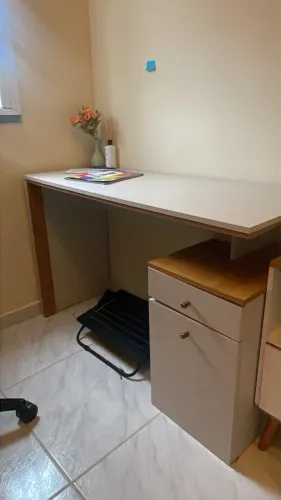 Mesa de escritório Escrivaninha com gaveta off white