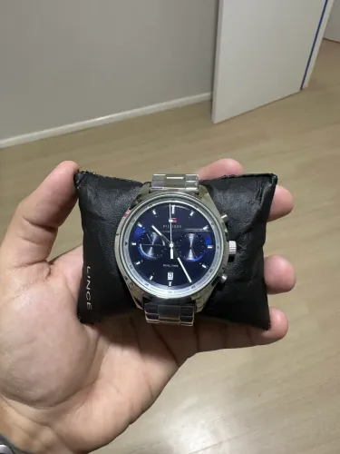 Relógio Tommy Hilfiger Th1791725 Bennett Orig Silver Blue Prateado Azul-marinho