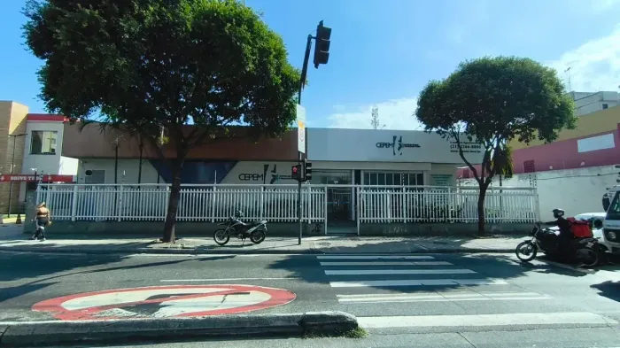 Imóvel para aluguel tem 2500 metros quadrados em Taquara - Rio de Janeiro - RJ