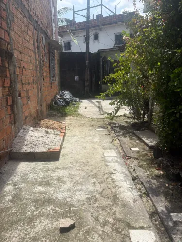 Vendo terreno com 6 /11 fica a 120 metros da Júlio César *72