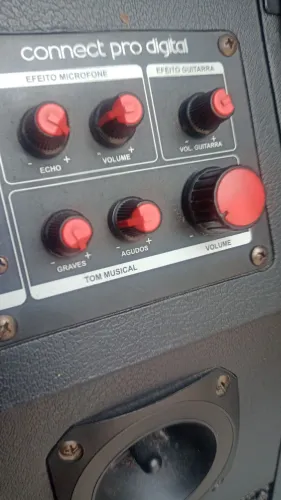 Caixa amplificadora 200w