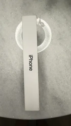 Caixa de IPhone 16 pro Max